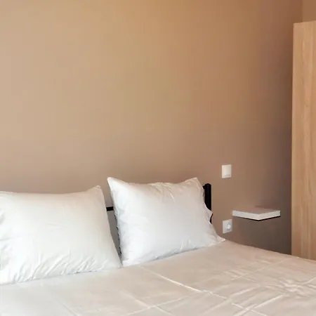 Ammos & Petra אפיטוס